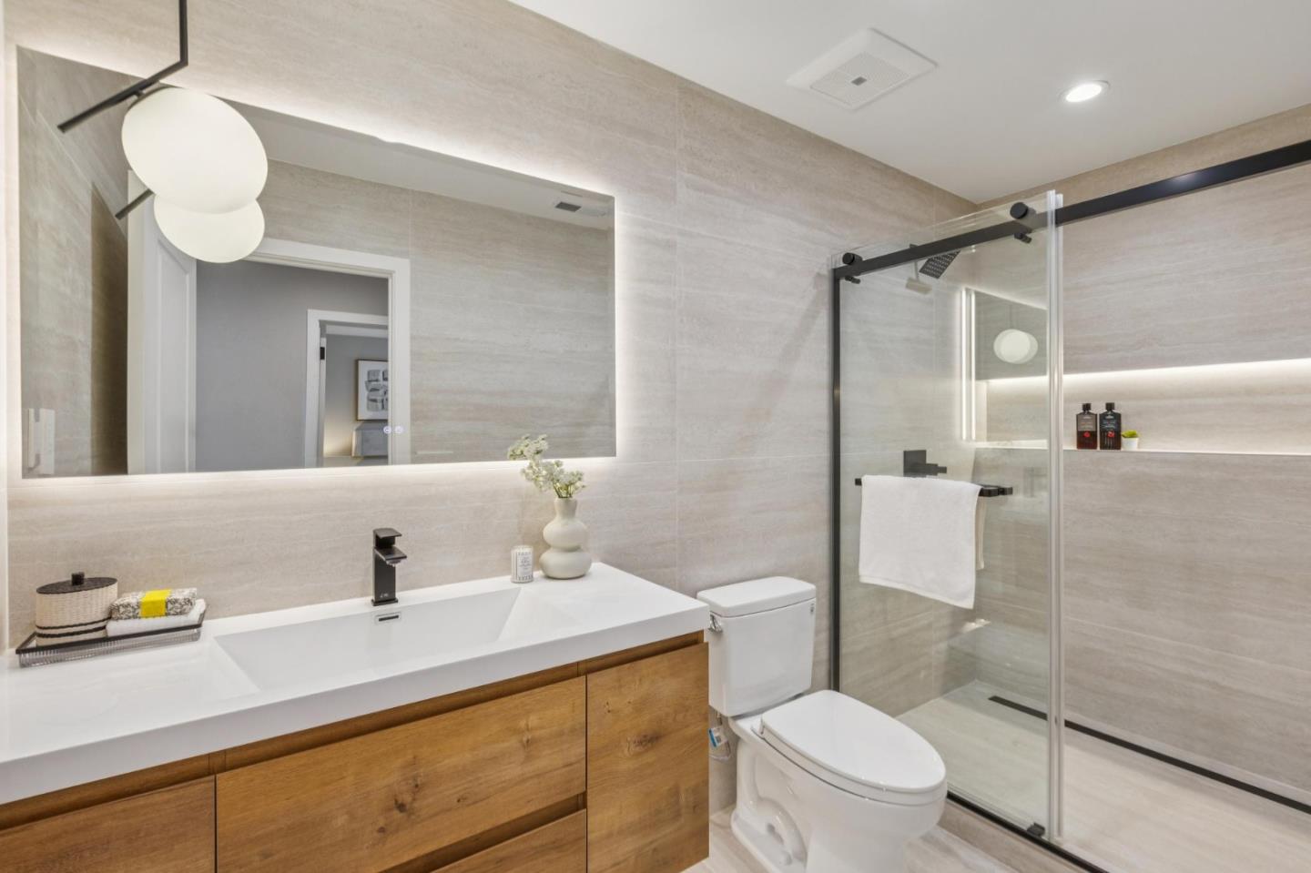 Detail Gallery Image 67 of 104 For 550 Verducci Dr, Daly City,  CA 94015 - 3 Beds | 1/1 Baths