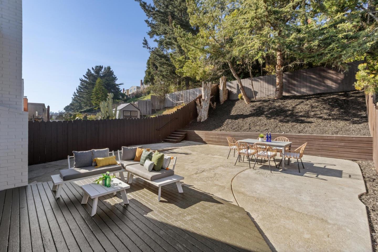 Detail Gallery Image 74 of 104 For 550 Verducci Dr, Daly City,  CA 94015 - 3 Beds | 1/1 Baths