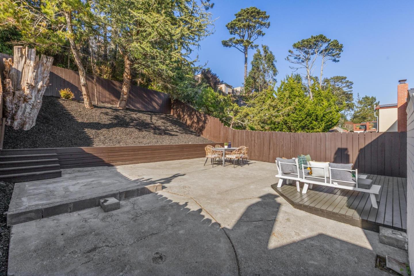 Detail Gallery Image 75 of 104 For 550 Verducci Dr, Daly City,  CA 94015 - 3 Beds | 1/1 Baths