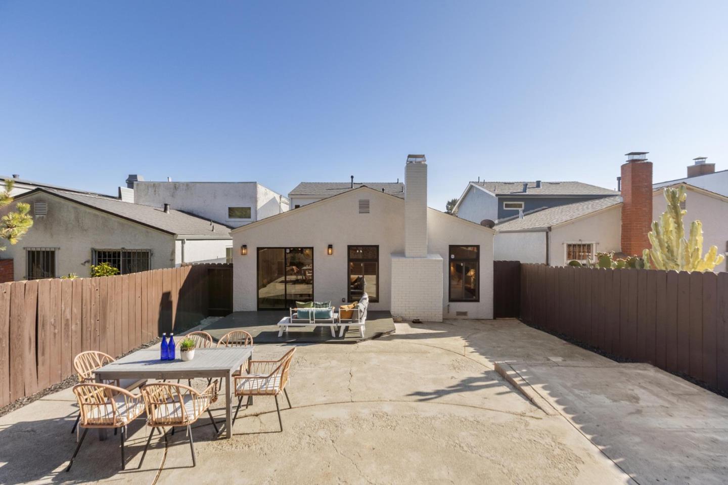 Detail Gallery Image 79 of 104 For 550 Verducci Dr, Daly City,  CA 94015 - 3 Beds | 1/1 Baths