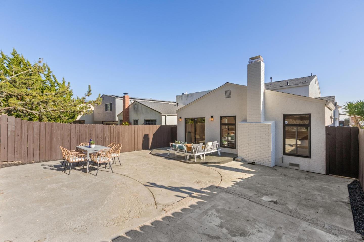 Detail Gallery Image 80 of 104 For 550 Verducci Dr, Daly City,  CA 94015 - 3 Beds | 1/1 Baths