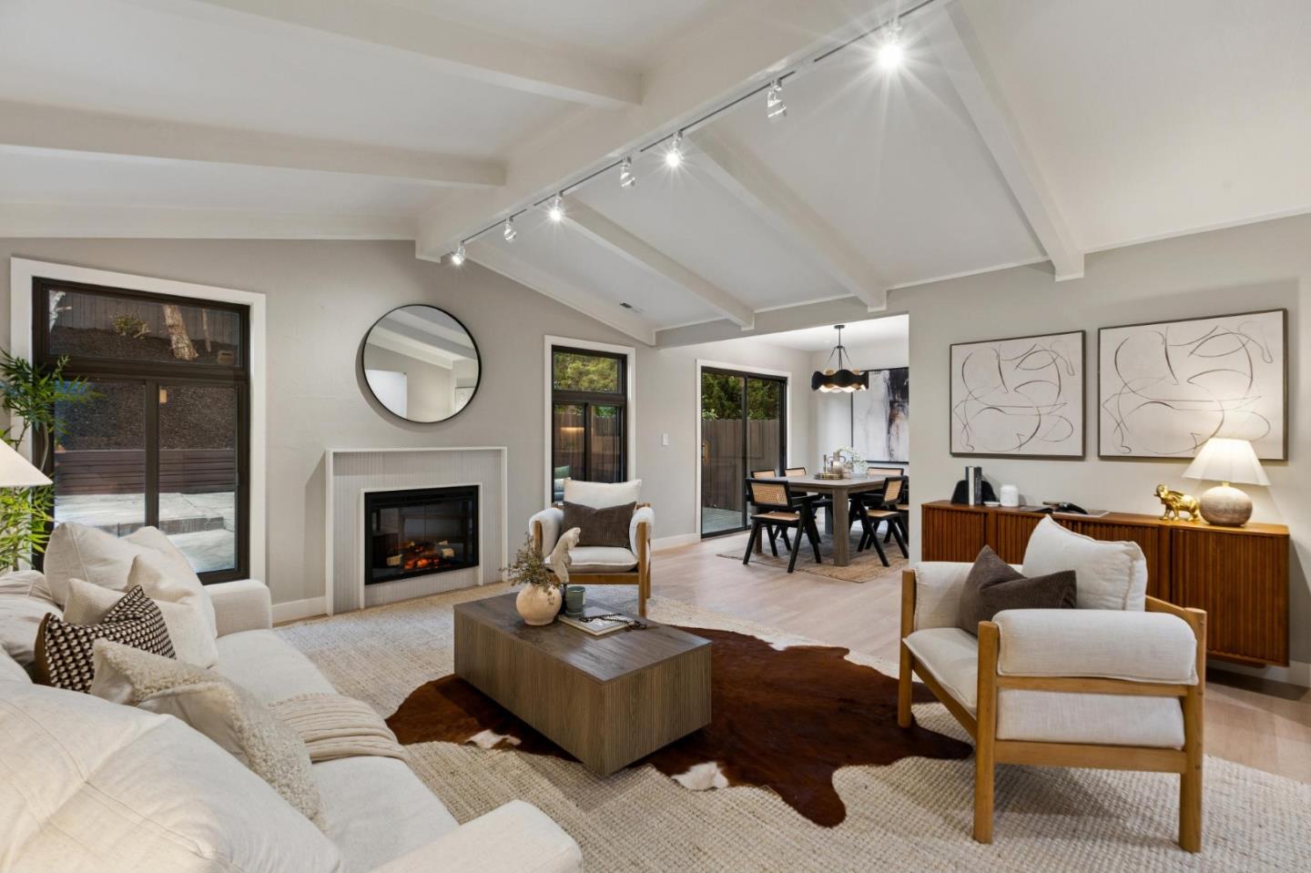 Detail Gallery Image 9 of 104 For 550 Verducci Dr, Daly City,  CA 94015 - 3 Beds | 1/1 Baths