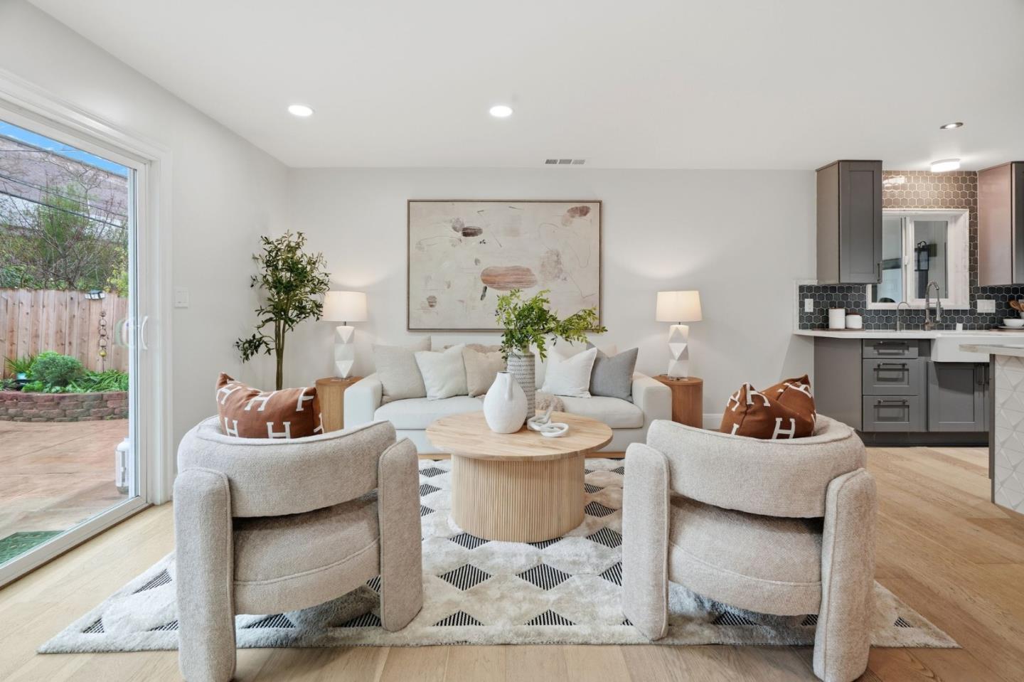 Detail Gallery Image 5 of 46 For 847 San Luppe Dr, Mountain View,  CA 94043 - 3 Beds | 2 Baths