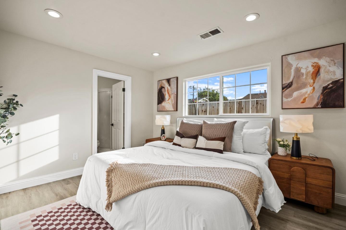 Detail Gallery Image 13 of 37 For 36057 Dalewood Dr, Newark,  CA 94560 - 5 Beds | 3 Baths