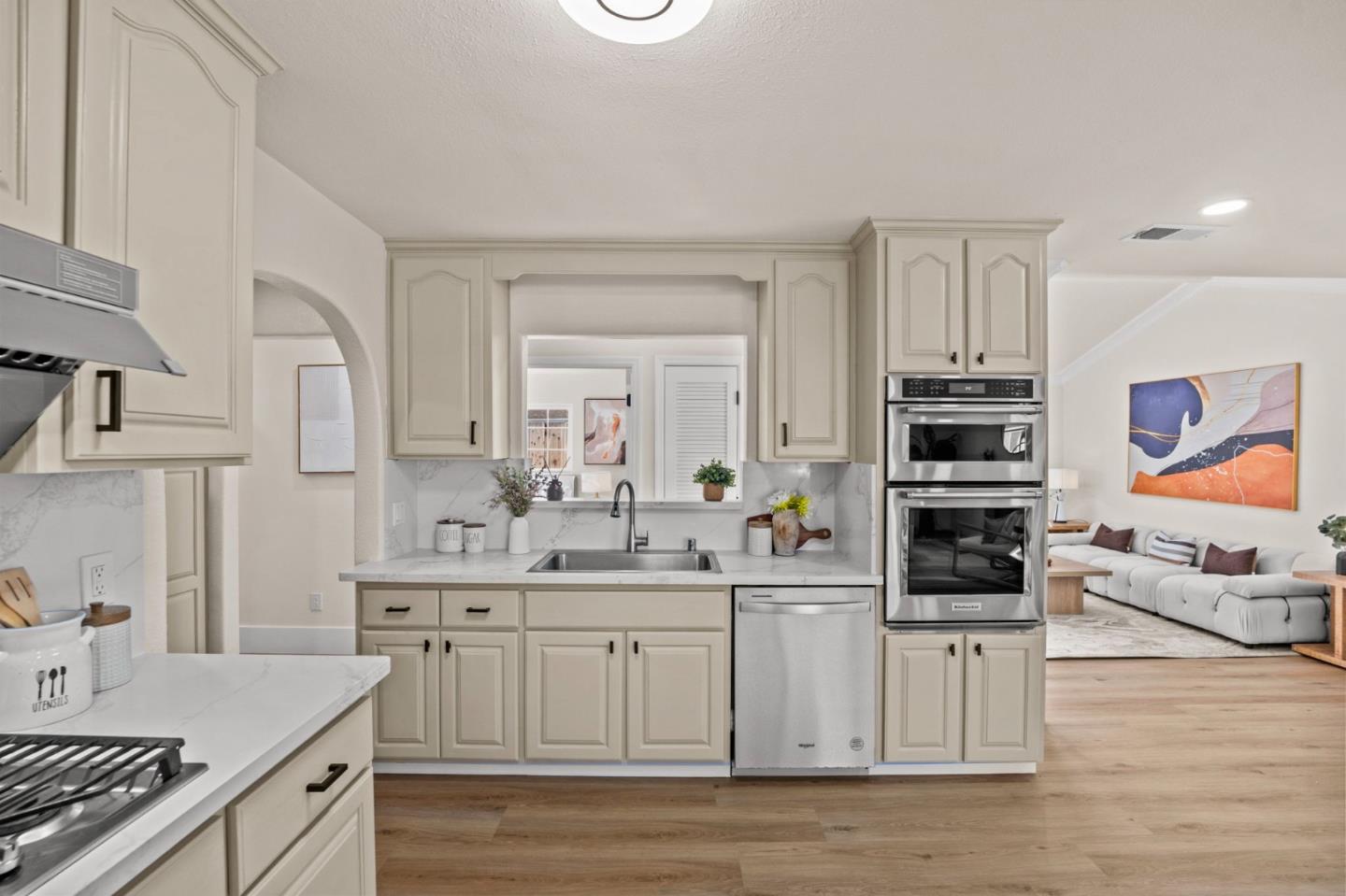 Detail Gallery Image 8 of 37 For 36057 Dalewood Dr, Newark,  CA 94560 - 5 Beds | 3 Baths