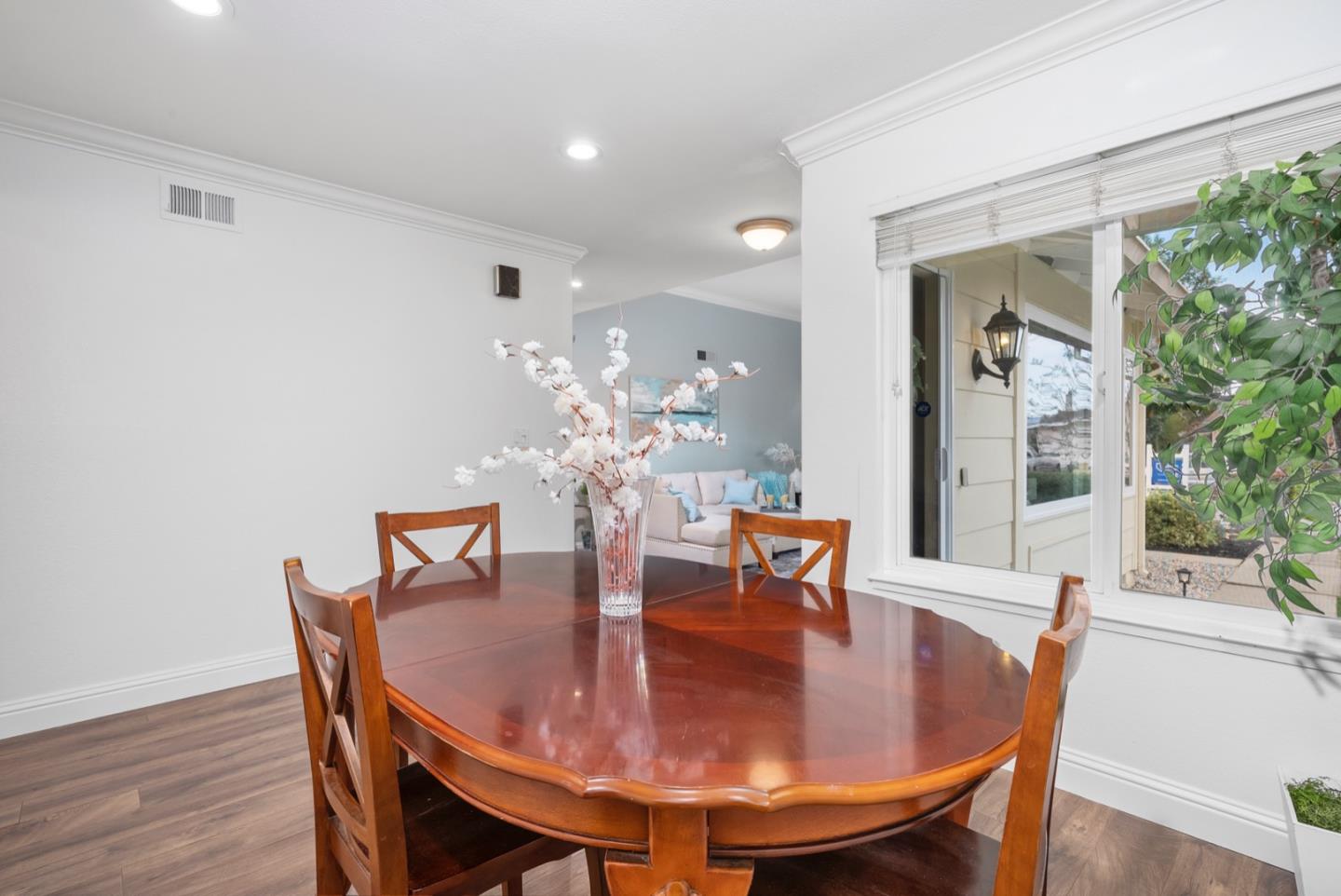 Detail Gallery Image 7 of 16 For 16700 Fountain Ave, Morgan Hill,  CA 95037 - 4 Beds | 2 Baths