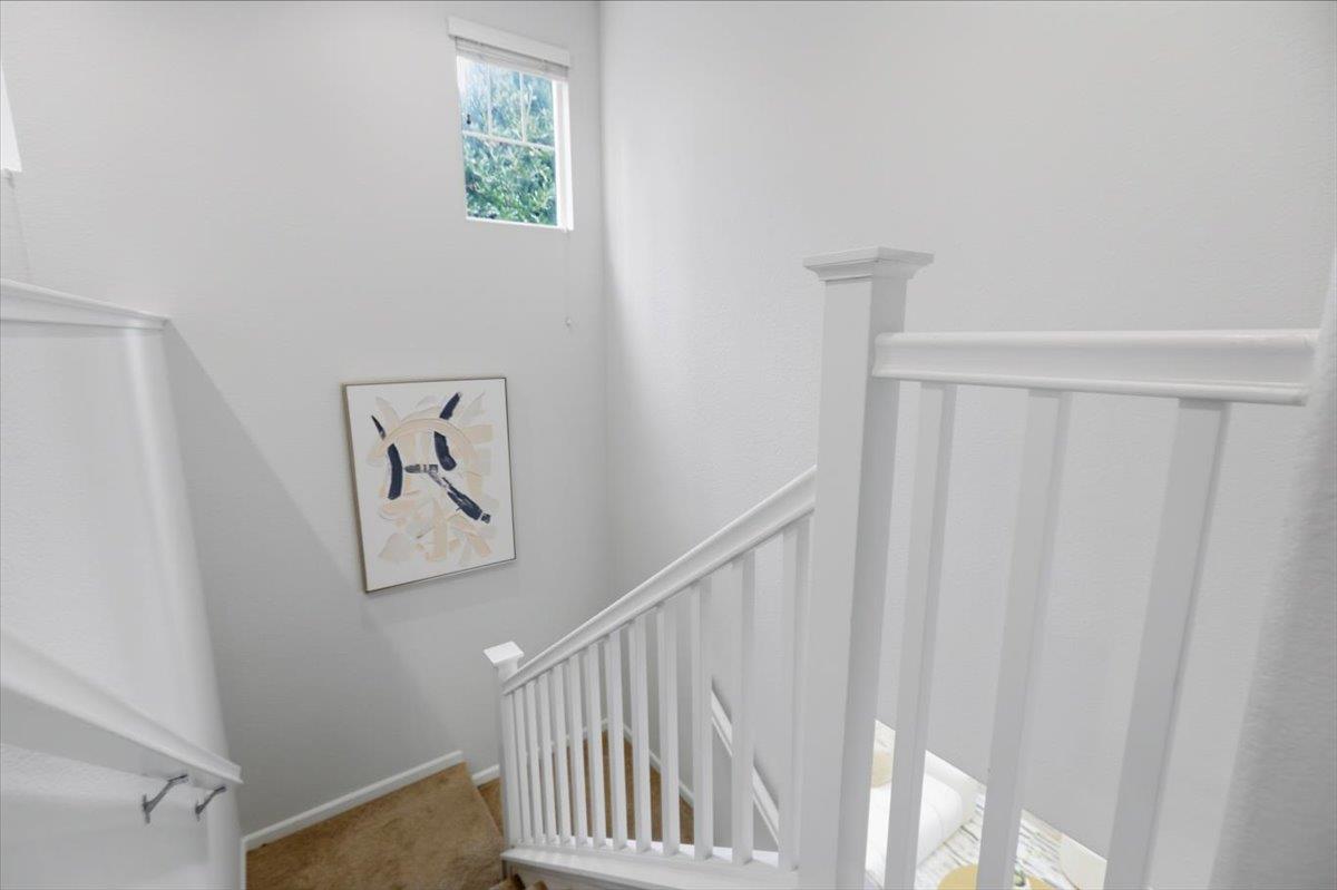 Detail Gallery Image 10 of 27 For 410 San Eduardo Ter, Sunnyvale,  CA 94085 - 3 Beds | 2/1 Baths