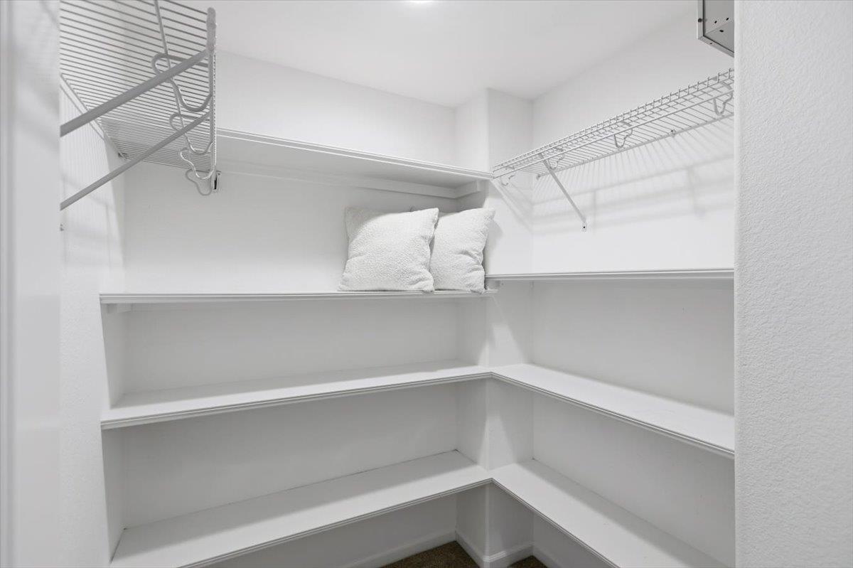 Detail Gallery Image 19 of 27 For 410 San Eduardo Ter, Sunnyvale,  CA 94085 - 3 Beds | 2/1 Baths