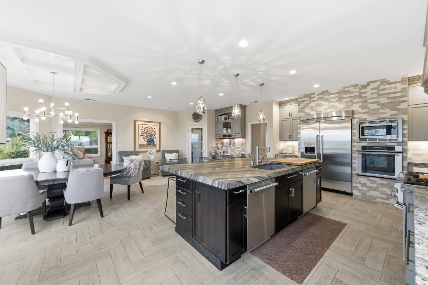 Detail Gallery Image 10 of 64 For 230 Rockridge Rd, San Carlos,  CA 94070 - 5 Beds | 3/1 Baths