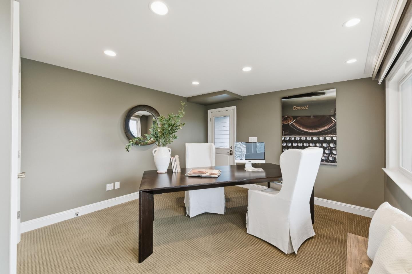 Detail Gallery Image 39 of 64 For 230 Rockridge Rd, San Carlos,  CA 94070 - 5 Beds | 3/1 Baths