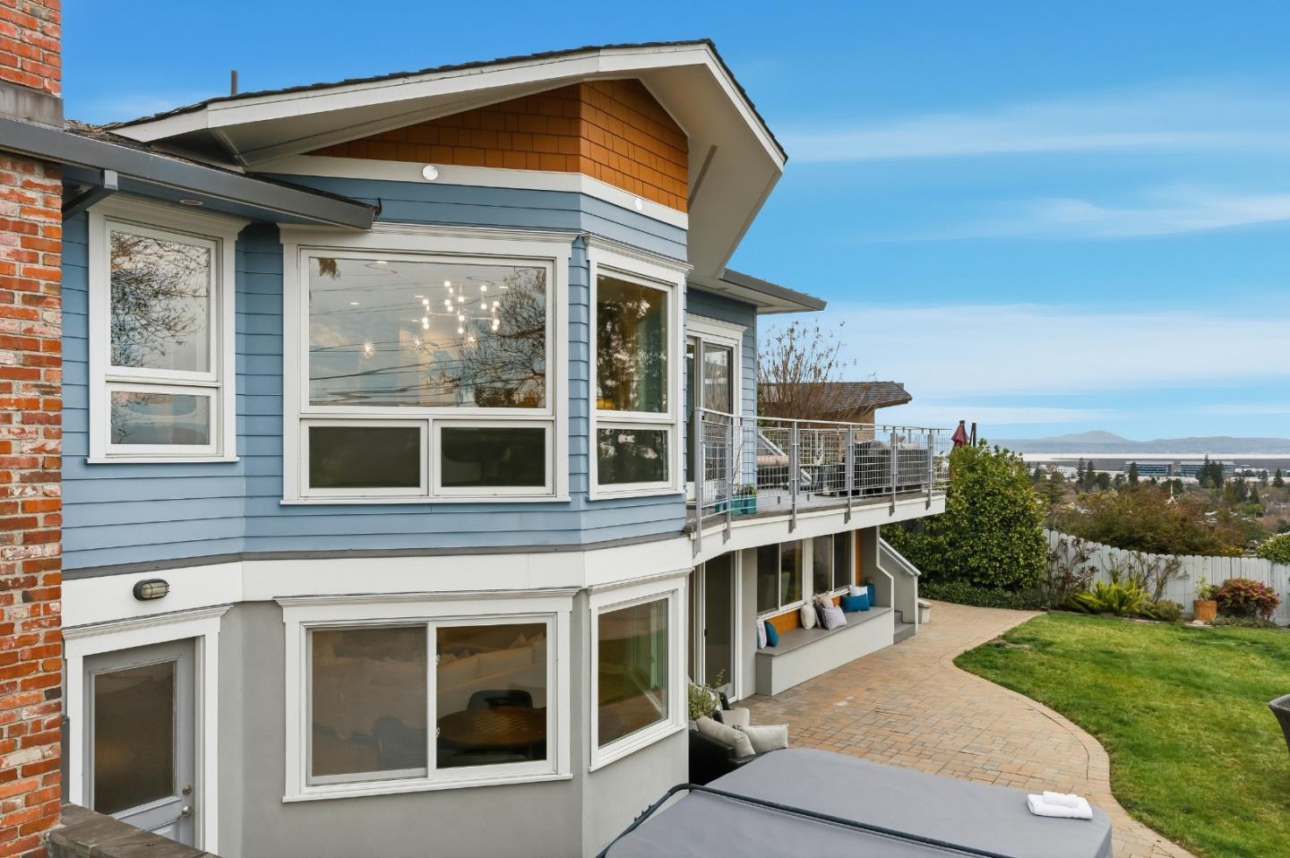 Detail Gallery Image 51 of 64 For 230 Rockridge Rd, San Carlos,  CA 94070 - 5 Beds | 3/1 Baths