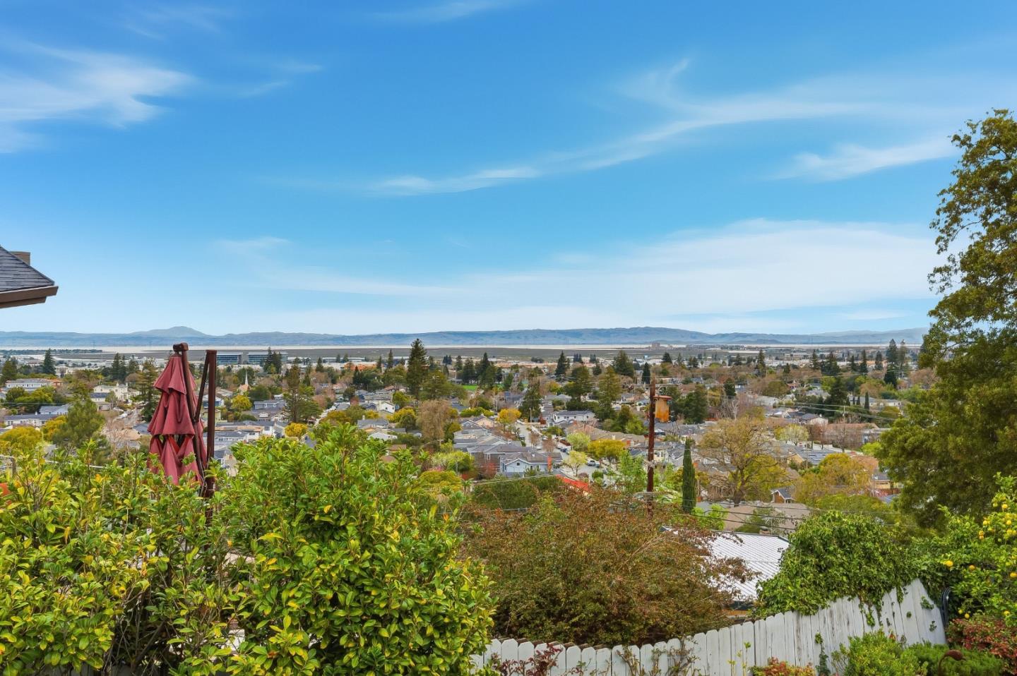 Detail Gallery Image 52 of 64 For 230 Rockridge Rd, San Carlos,  CA 94070 - 5 Beds | 3/1 Baths