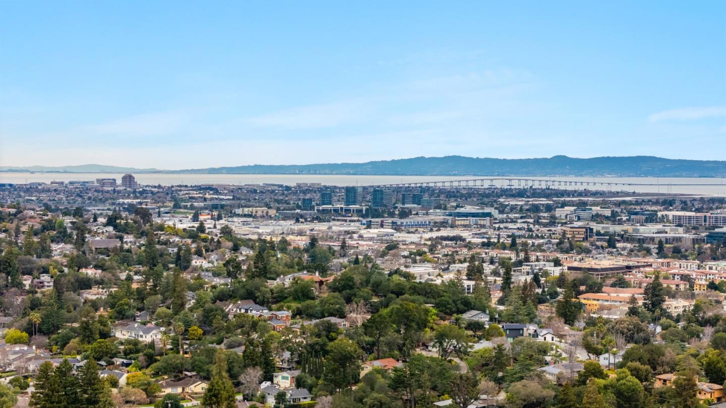 Detail Gallery Image 57 of 64 For 230 Rockridge Rd, San Carlos,  CA 94070 - 5 Beds | 3/1 Baths