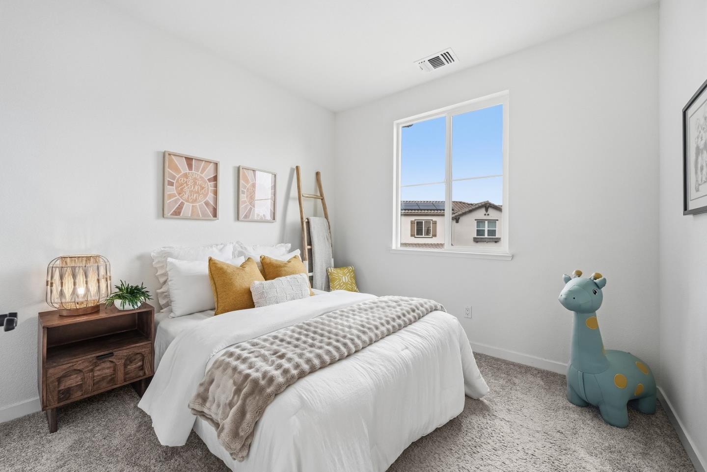 Detail Gallery Image 20 of 52 For 1585 Pratt Pl, Santa Clara,  CA 95050 - 3 Beds | 2/1 Baths