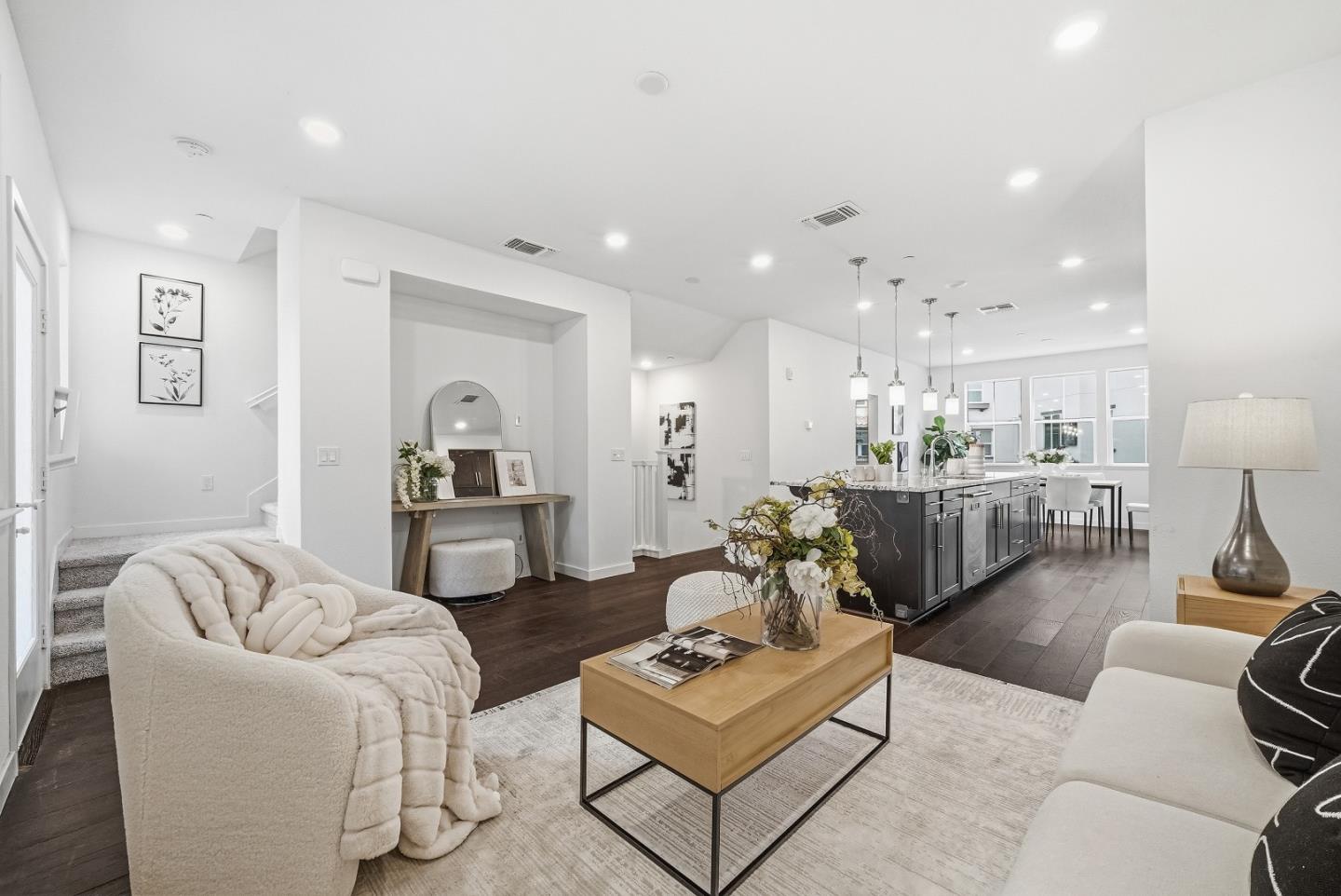 Detail Gallery Image 5 of 52 For 1585 Pratt Pl, Santa Clara,  CA 95050 - 3 Beds | 2/1 Baths