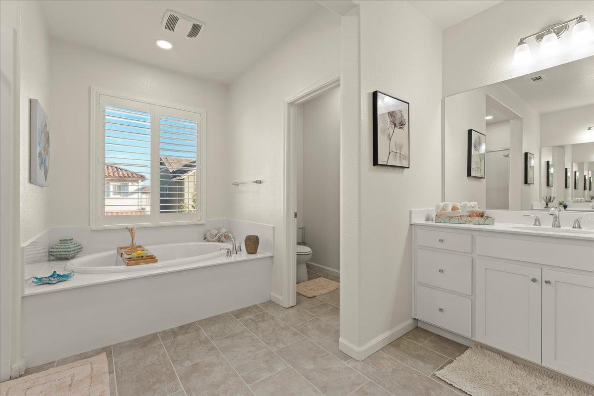 Detail Gallery Image 14 of 39 For 1140 Bonino Way, Gilroy,  CA 95020 - 4 Beds | 3 Baths