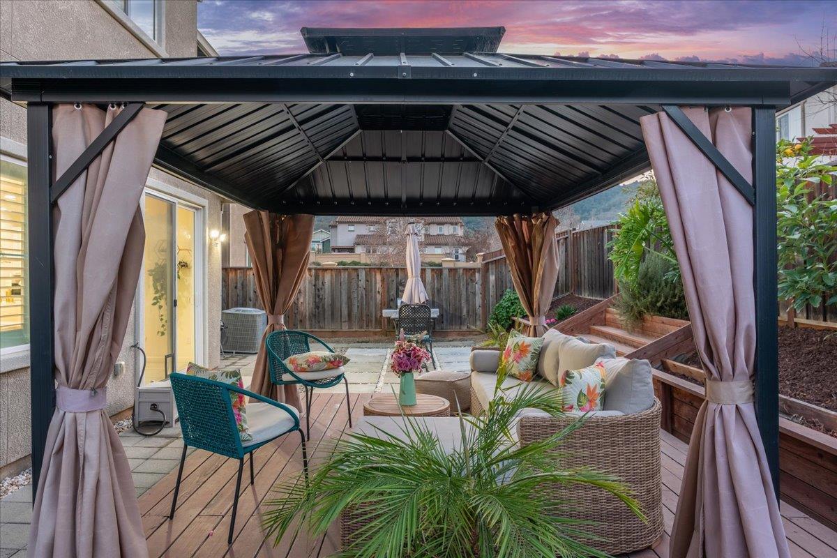 Detail Gallery Image 31 of 39 For 1140 Bonino Way, Gilroy,  CA 95020 - 4 Beds | 3 Baths