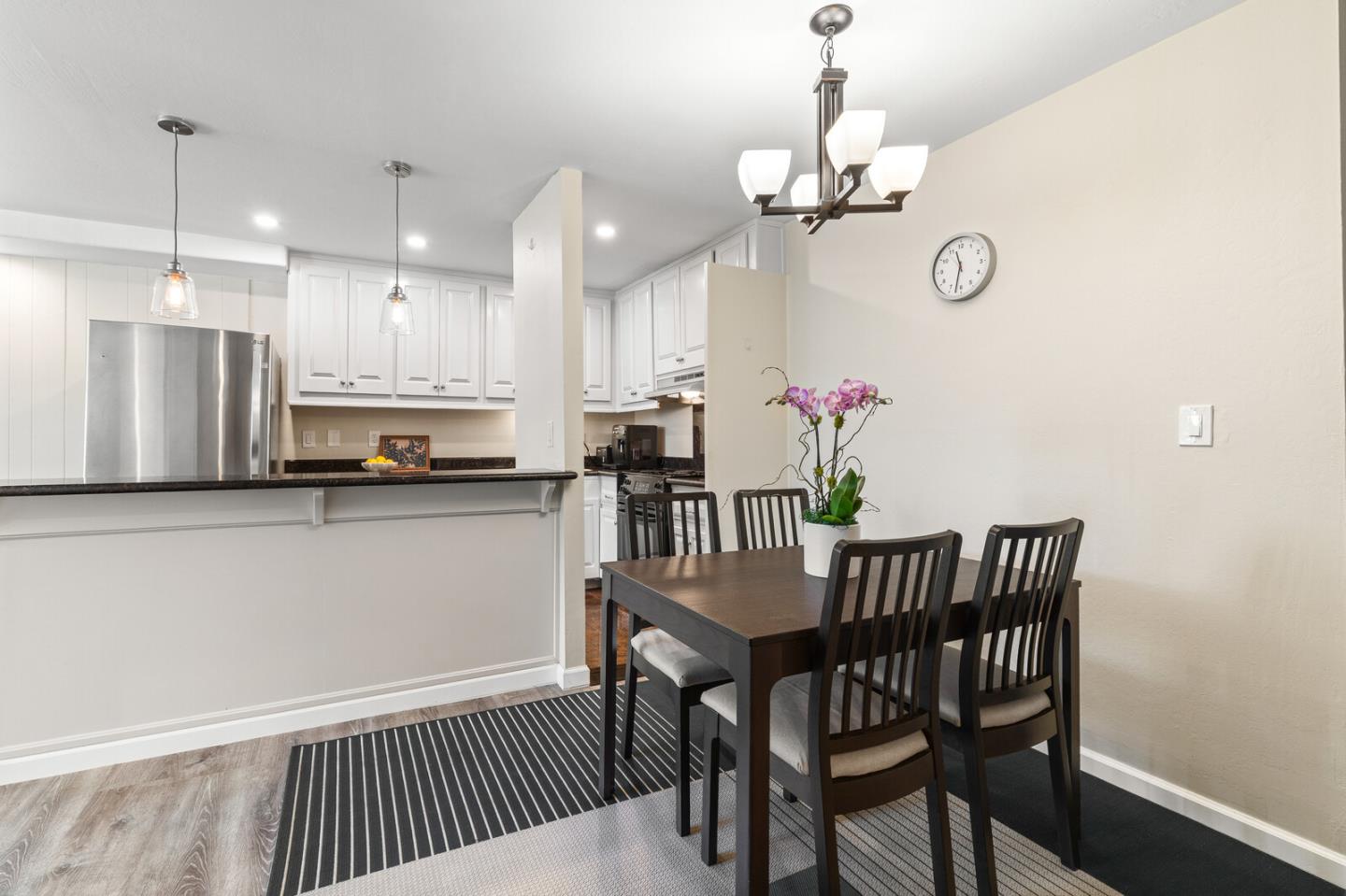 Detail Gallery Image 10 of 20 For 2655 Edison St #102,  San Mateo,  CA 94403 - 1 Beds | 1 Baths