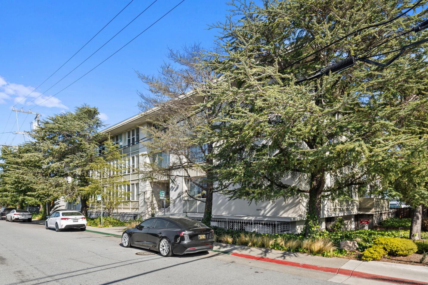 Detail Gallery Image 2 of 20 For 2655 Edison St #102,  San Mateo,  CA 94403 - 1 Beds | 1 Baths