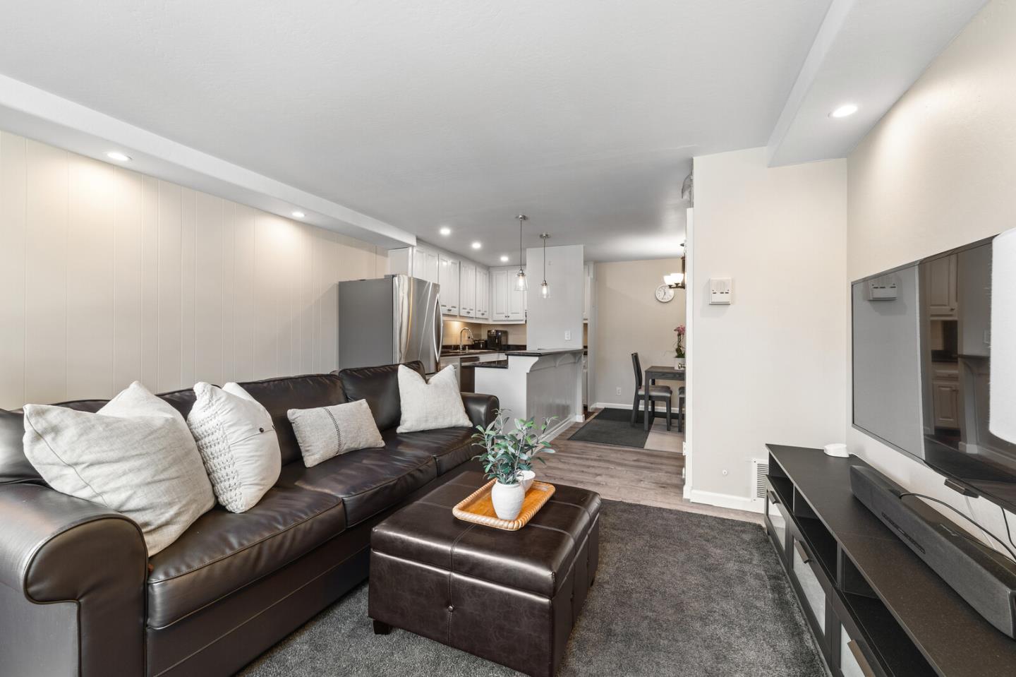 Detail Gallery Image 5 of 20 For 2655 Edison St #102,  San Mateo,  CA 94403 - 1 Beds | 1 Baths