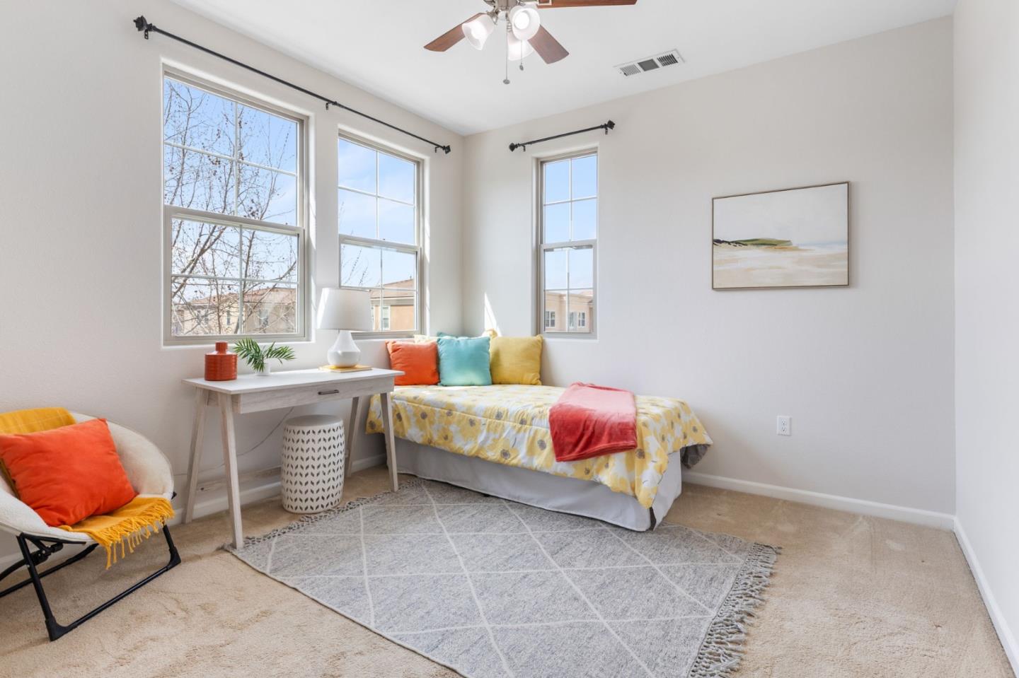 Detail Gallery Image 22 of 33 For 1916 Trento Loop, Milpitas,  CA 95035 - 3 Beds | 3/1 Baths