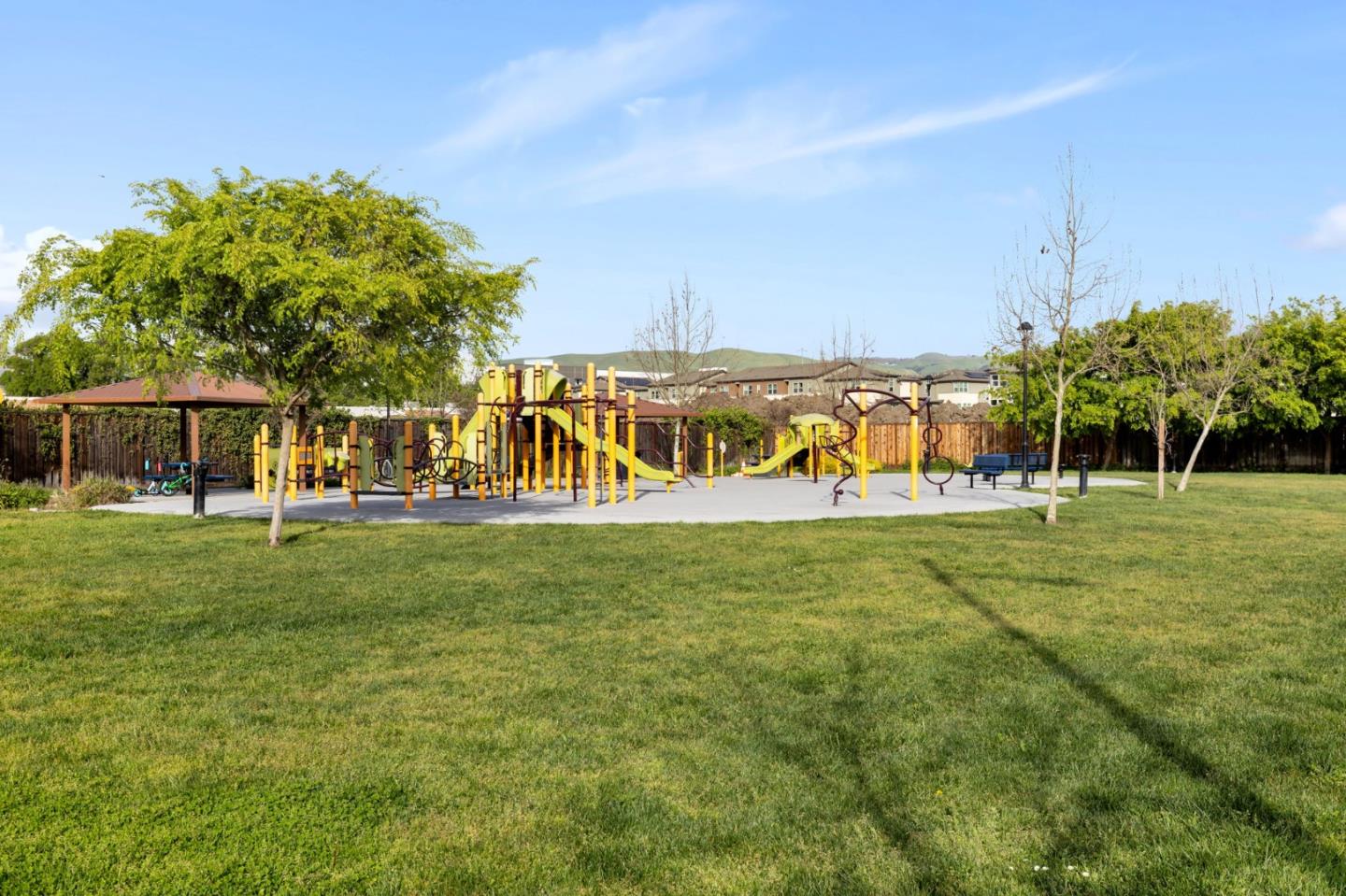 Detail Gallery Image 31 of 33 For 1916 Trento Loop, Milpitas,  CA 95035 - 3 Beds | 3/1 Baths