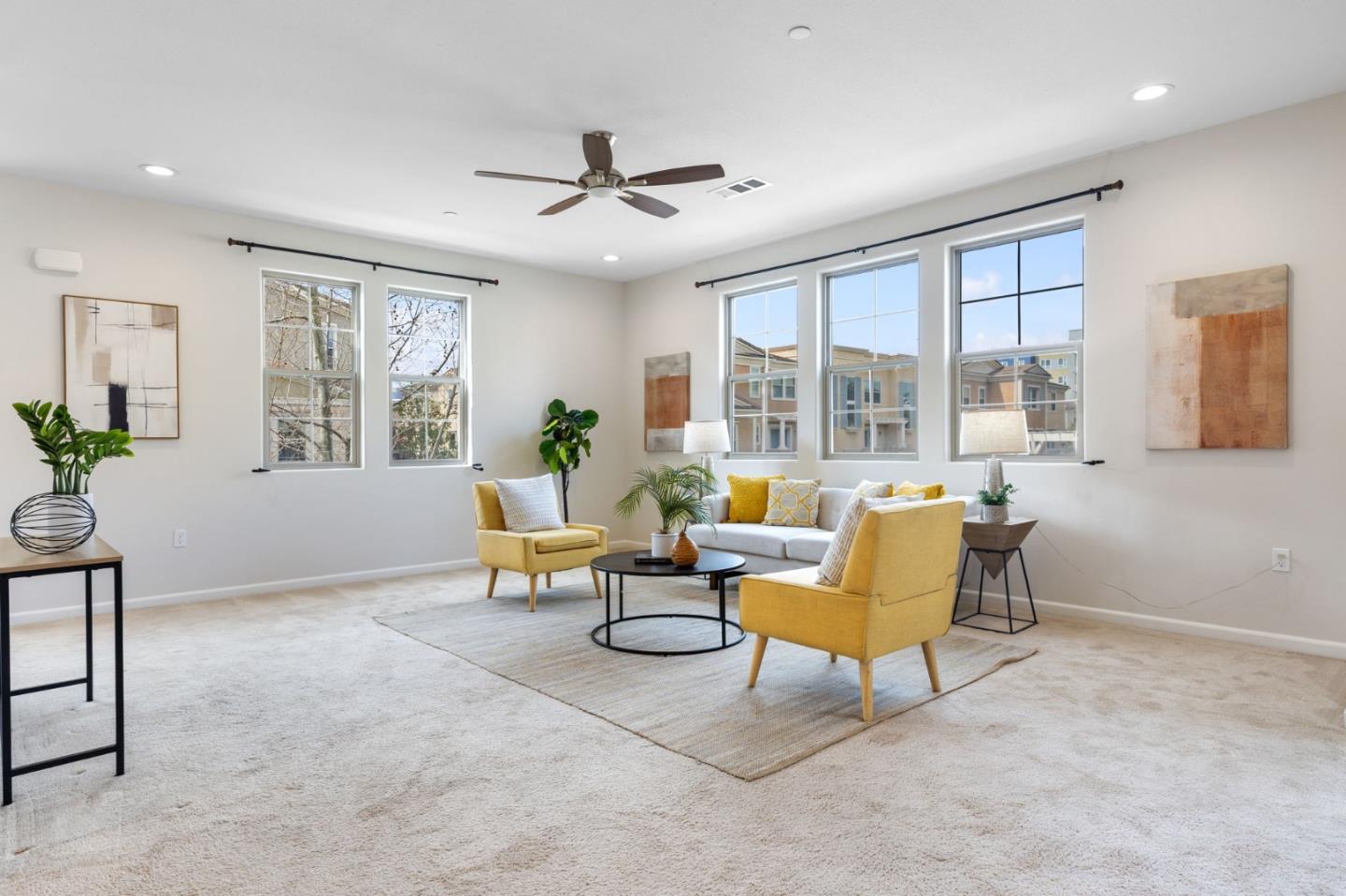 Detail Gallery Image 5 of 33 For 1916 Trento Loop, Milpitas,  CA 95035 - 3 Beds | 3/1 Baths