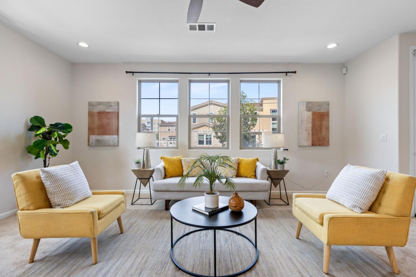 Detail Gallery Image 6 of 33 For 1916 Trento Loop, Milpitas,  CA 95035 - 3 Beds | 3/1 Baths