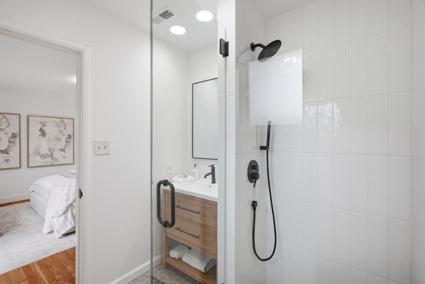 Detail Gallery Image 22 of 27 For 1624 Channing Ave, Palo Alto,  CA 94303 - 3 Beds | 2 Baths