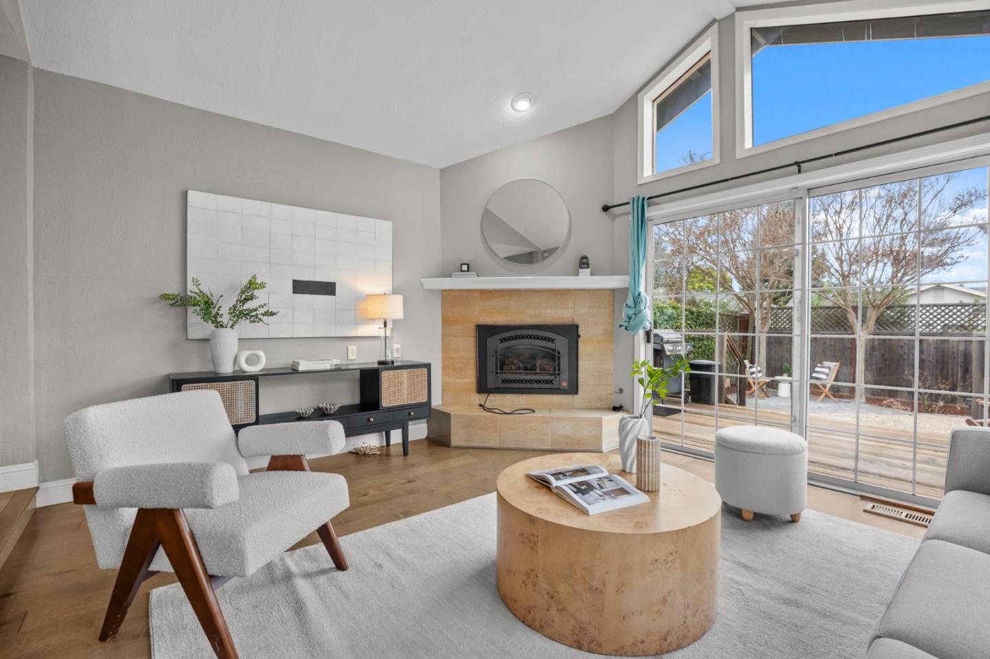 Detail Gallery Image 10 of 29 For 419 Alameda De Las Pulgas, Redwood City,  CA 94062 - 2 Beds | 2/1 Baths