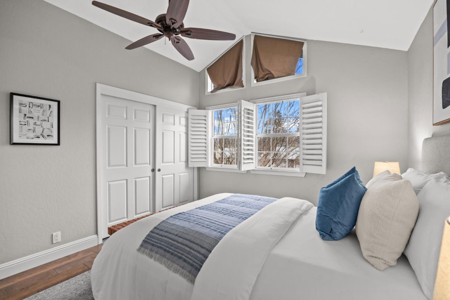Detail Gallery Image 14 of 29 For 419 Alameda De Las Pulgas, Redwood City,  CA 94062 - 2 Beds | 2/1 Baths