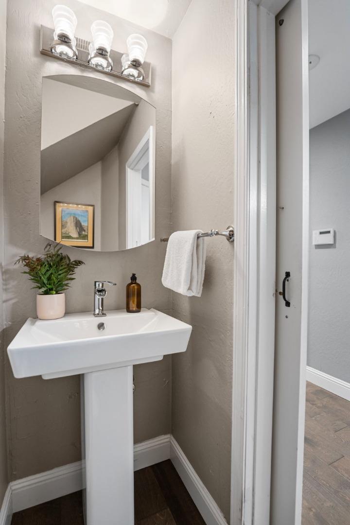 Detail Gallery Image 15 of 29 For 419 Alameda De Las Pulgas, Redwood City,  CA 94062 - 2 Beds | 2/1 Baths