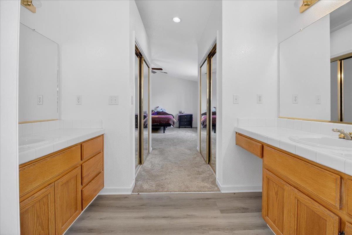 Detail Gallery Image 35 of 41 For 1911 Glarner St, Hollister,  CA 95023 - 4 Beds | 2/1 Baths