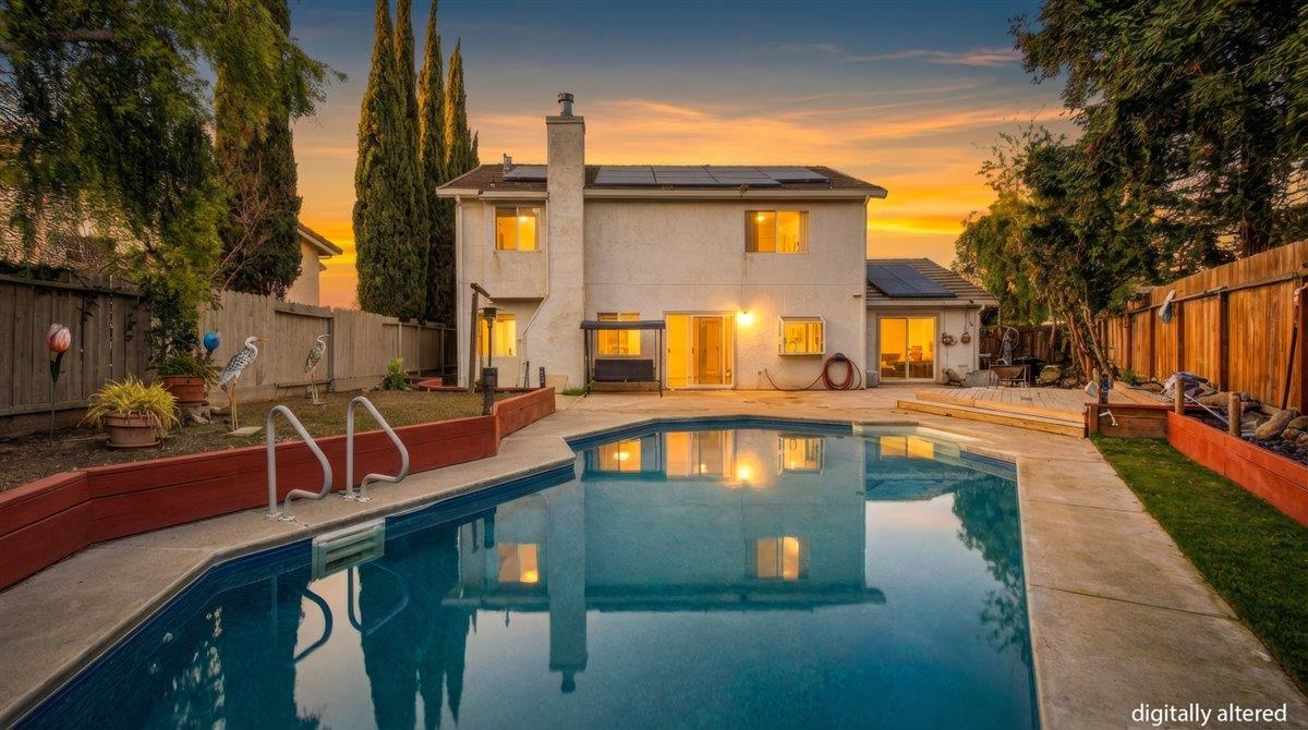 Detail Gallery Image 38 of 41 For 1911 Glarner St, Hollister,  CA 95023 - 4 Beds | 2/1 Baths