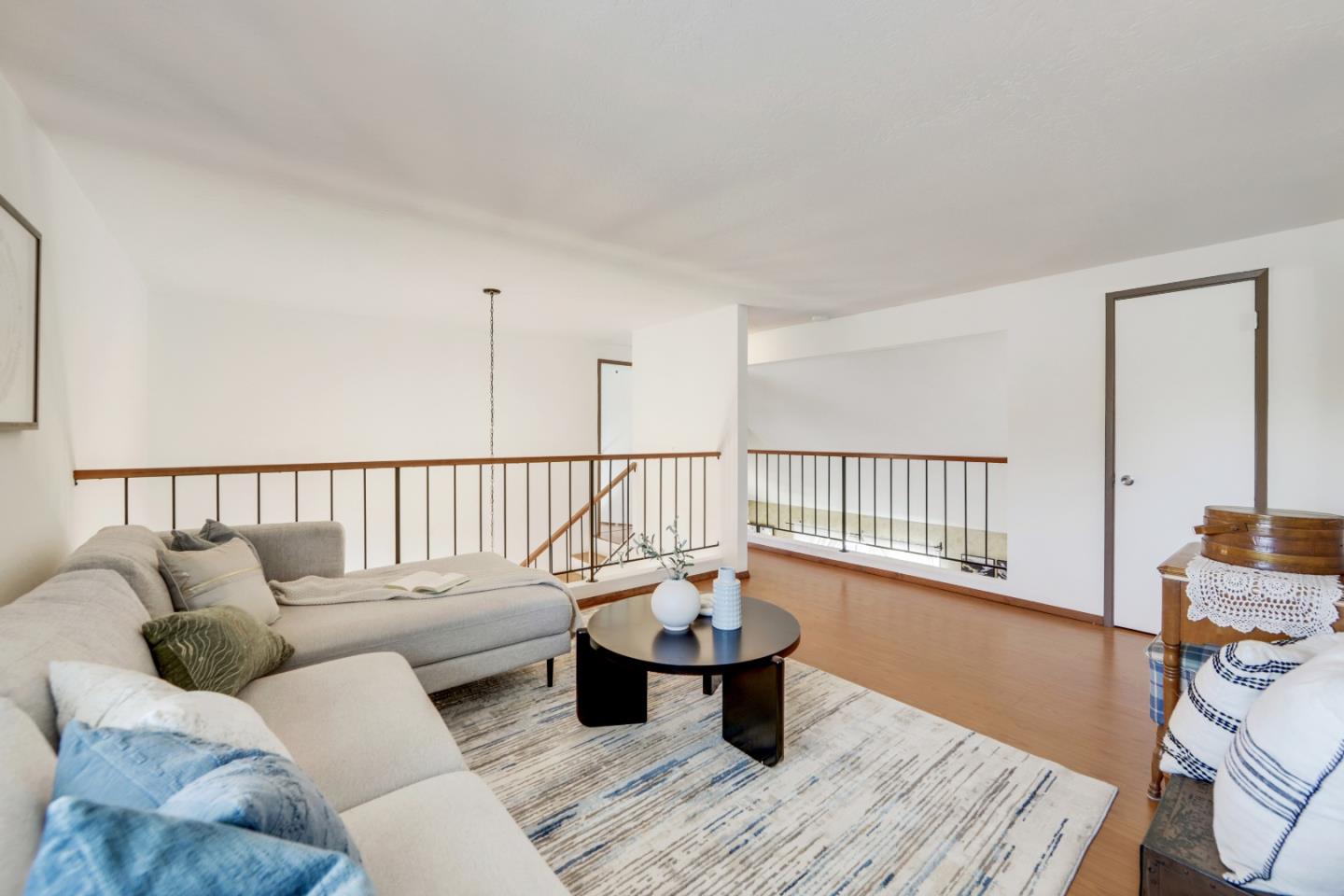 Detail Gallery Image 17 of 52 For 2280 Zoria Cir, San Jose,  CA 95131 - 4 Beds | 2 Baths