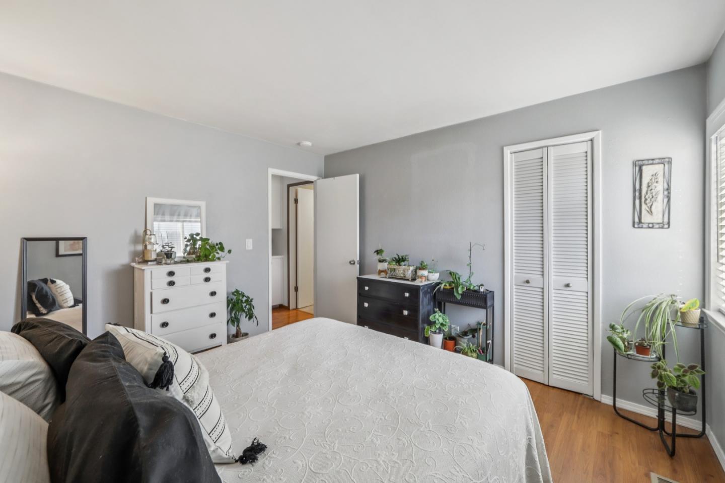 Detail Gallery Image 26 of 52 For 2280 Zoria Cir, San Jose,  CA 95131 - 4 Beds | 2 Baths