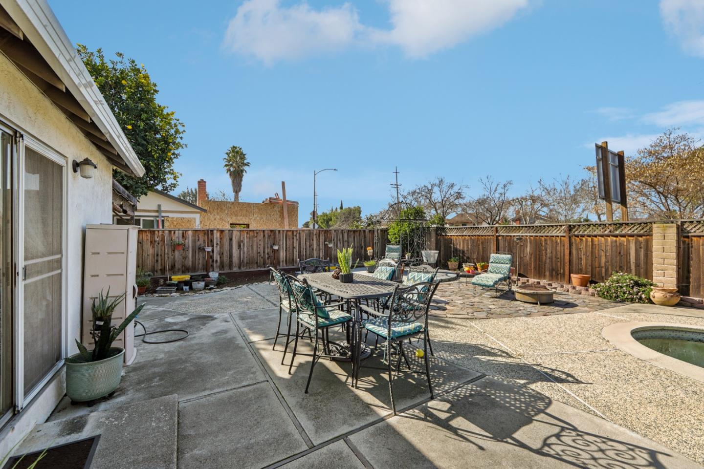 Detail Gallery Image 34 of 52 For 2280 Zoria Cir, San Jose,  CA 95131 - 4 Beds | 2 Baths