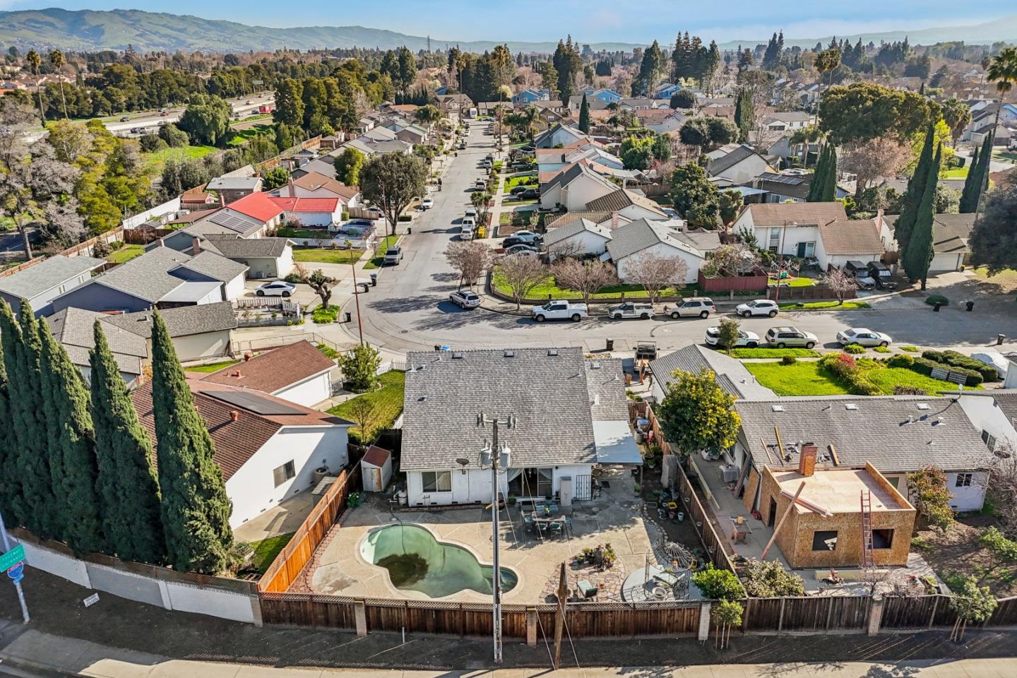 Detail Gallery Image 45 of 52 For 2280 Zoria Cir, San Jose,  CA 95131 - 4 Beds | 2 Baths