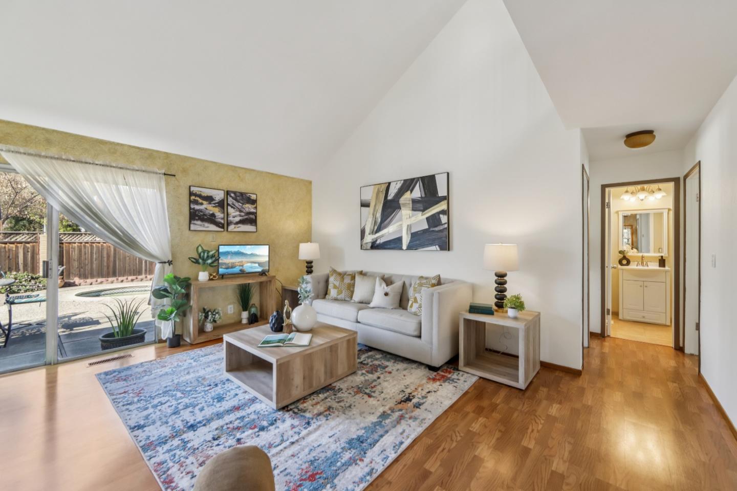 Detail Gallery Image 5 of 52 For 2280 Zoria Cir, San Jose,  CA 95131 - 4 Beds | 2 Baths