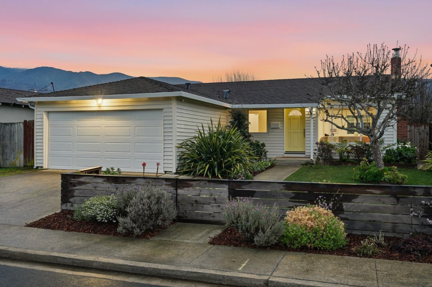 Detail Gallery Image 29 of 31 For 824 Arguello Blvd, Pacifica,  CA 94044 - 3 Beds | 1 Baths