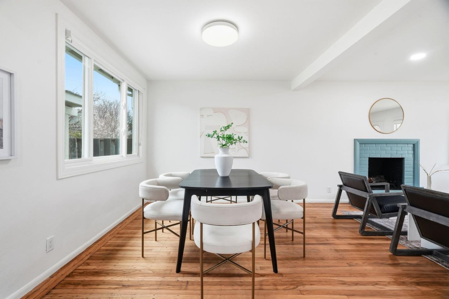 Detail Gallery Image 9 of 31 For 824 Arguello Blvd, Pacifica,  CA 94044 - 3 Beds | 1 Baths