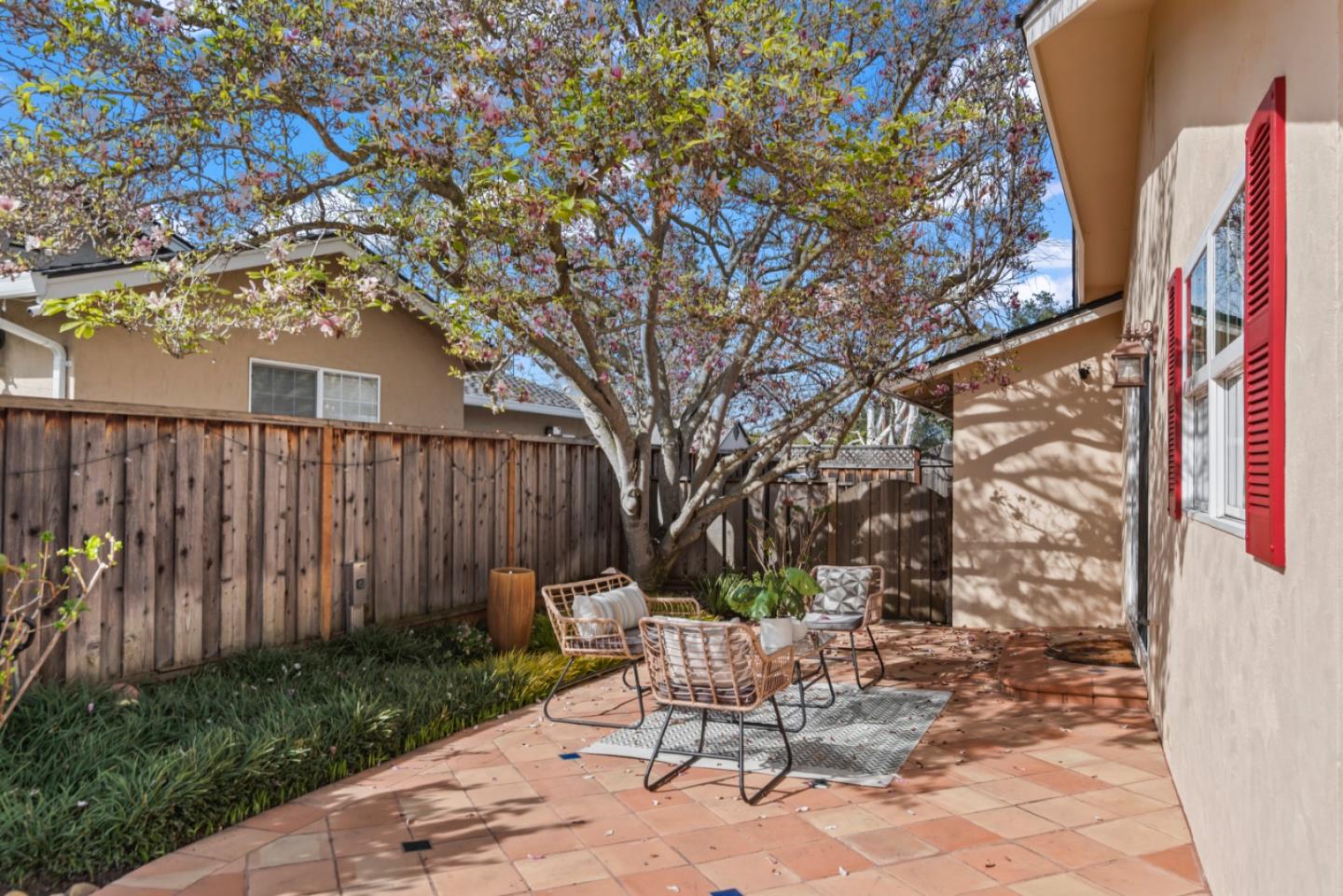 Detail Gallery Image 24 of 27 For 1020 W Homestead Rd, Sunnyvale,  CA 94087 - 3 Beds | 2 Baths