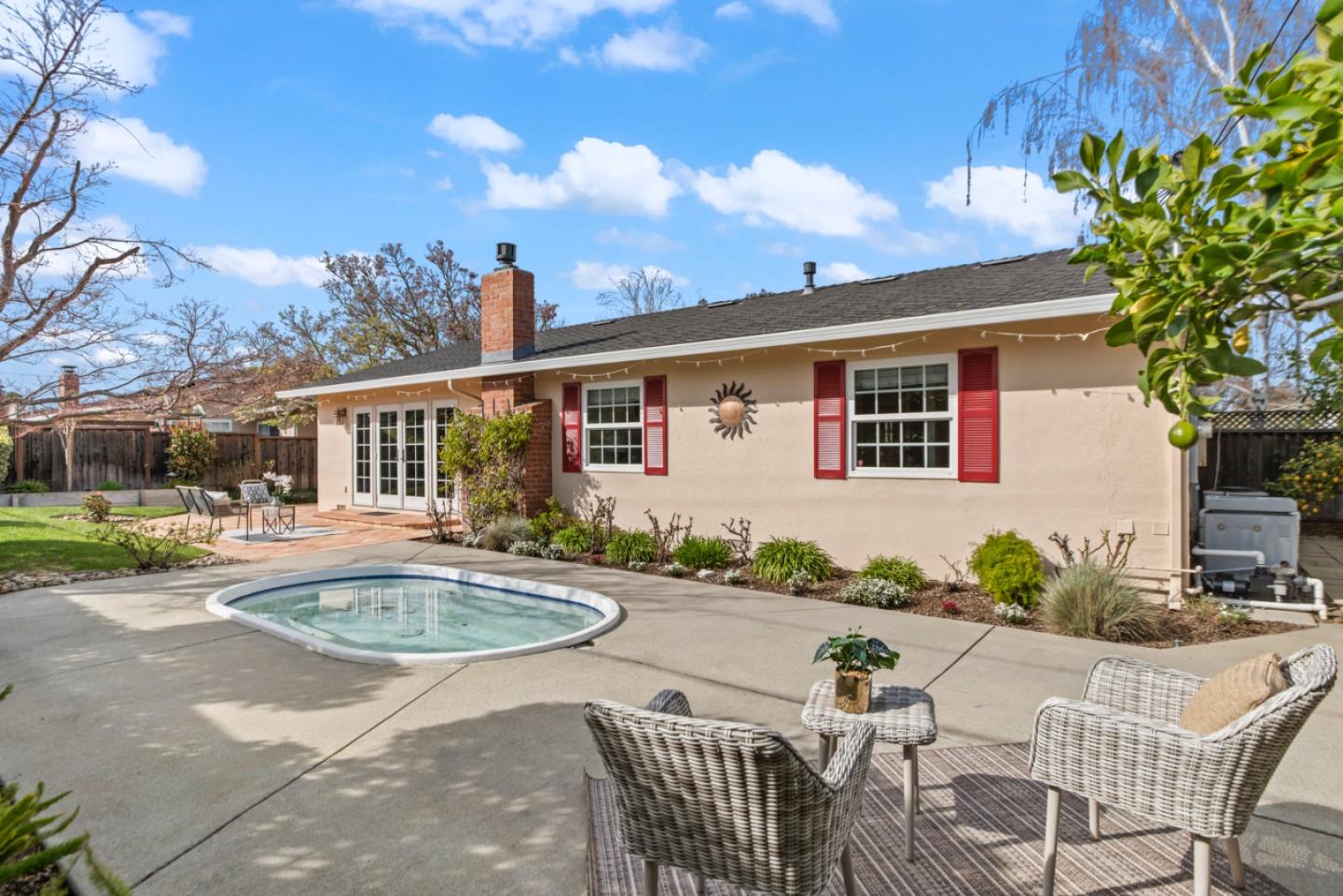 Detail Gallery Image 25 of 27 For 1020 W Homestead Rd, Sunnyvale,  CA 94087 - 3 Beds | 2 Baths