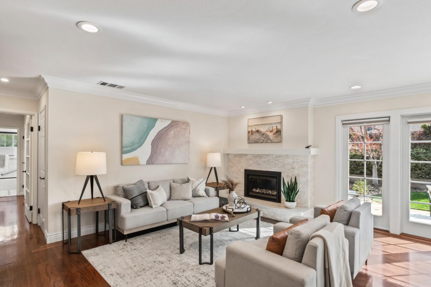 Detail Gallery Image 7 of 27 For 1020 W Homestead Rd, Sunnyvale,  CA 94087 - 3 Beds | 2 Baths