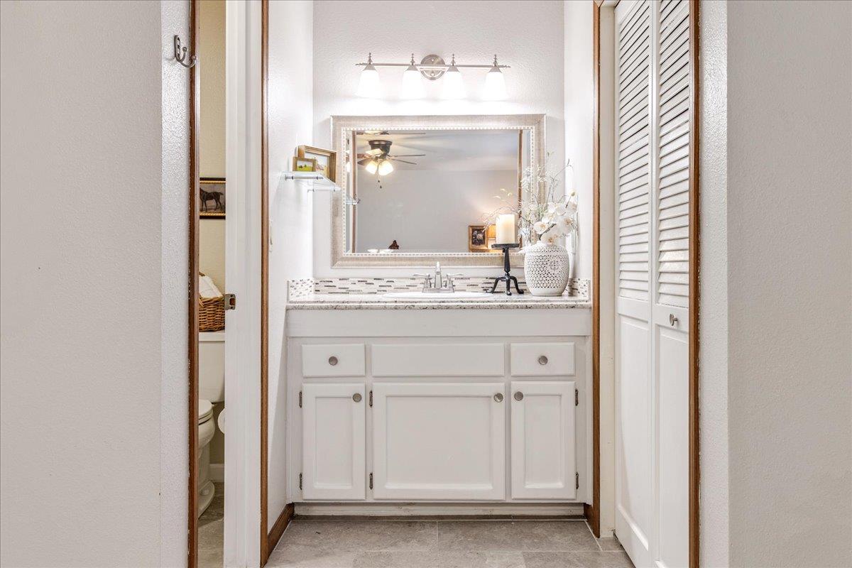 Detail Gallery Image 18 of 29 For 17140 Garlen Ln, Salinas,  CA 93907 - 3 Beds | 2 Baths