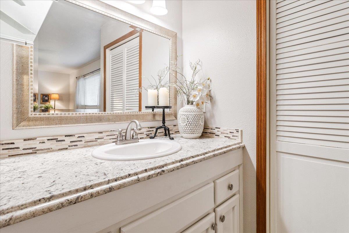 Detail Gallery Image 19 of 29 For 17140 Garlen Ln, Salinas,  CA 93907 - 3 Beds | 2 Baths