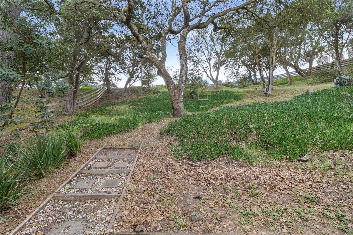 Detail Gallery Image 26 of 29 For 17140 Garlen Ln, Salinas,  CA 93907 - 3 Beds | 2 Baths