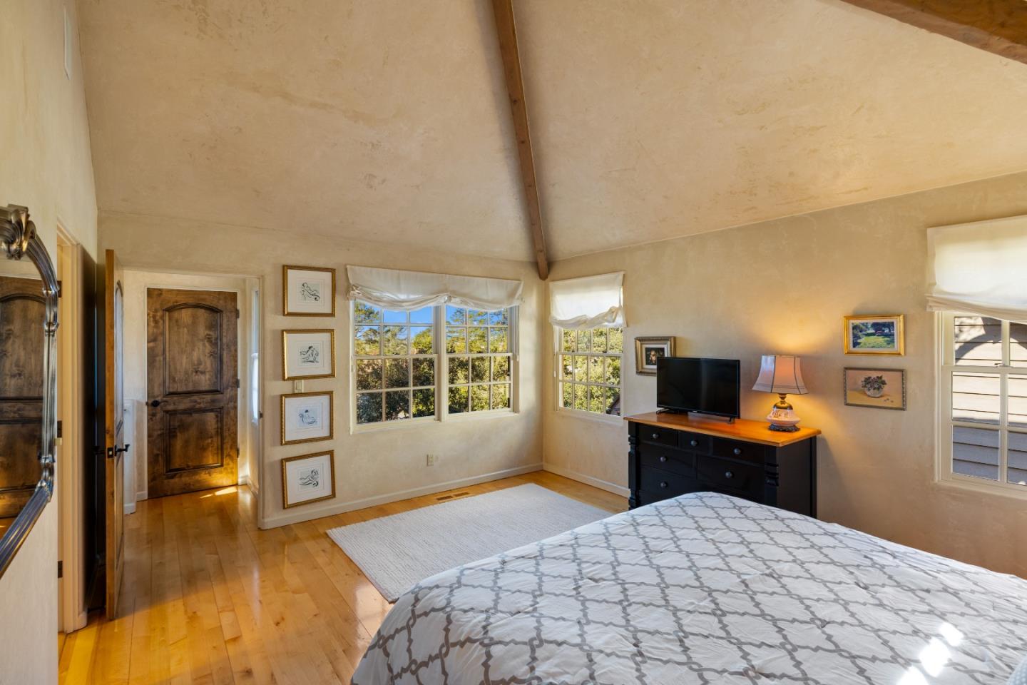 Detail Gallery Image 27 of 72 For Santa Fe 3 Se of 4th, Carmel,  CA 93921 - 3 Beds | 2 Baths
