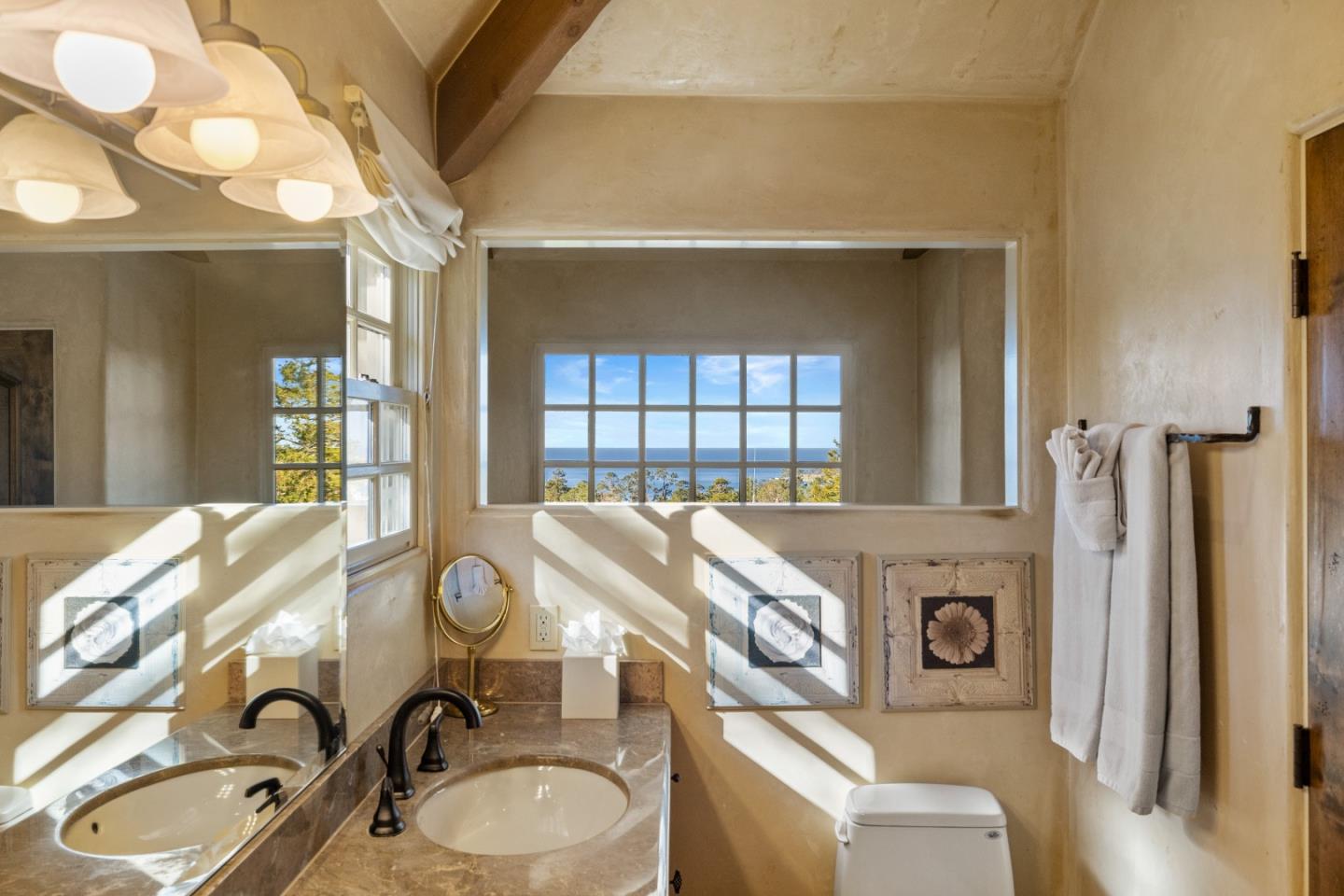 Detail Gallery Image 32 of 72 For Santa Fe 3 Se of 4th, Carmel,  CA 93921 - 3 Beds | 2 Baths