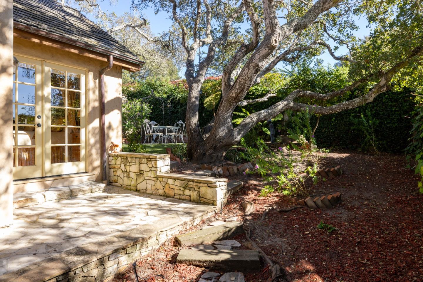 Detail Gallery Image 51 of 72 For Santa Fe 3 Se of 4th, Carmel,  CA 93921 - 3 Beds | 2 Baths